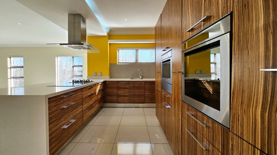 5 Bedroom Property for Sale in Kiepersol Free State